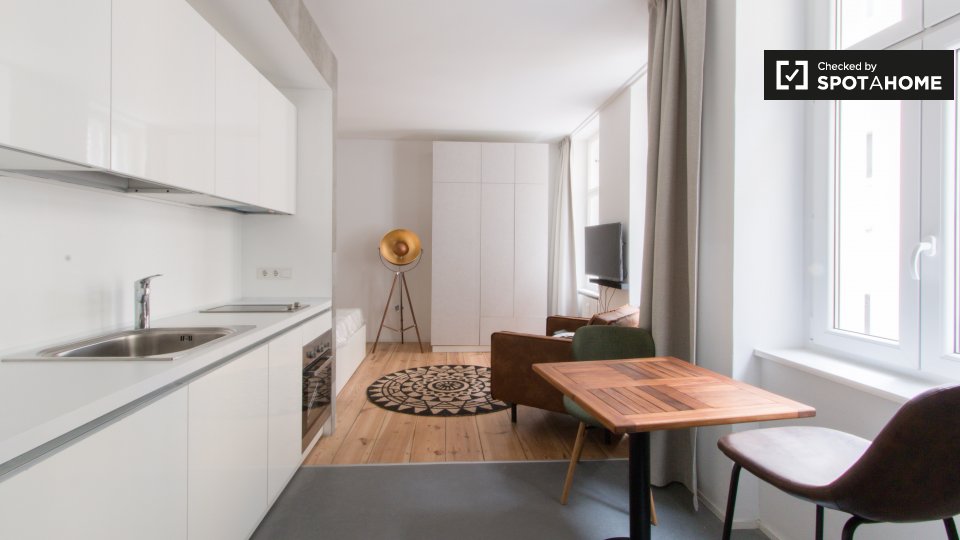 Apartment mono Berlin, 28m² — photo 1