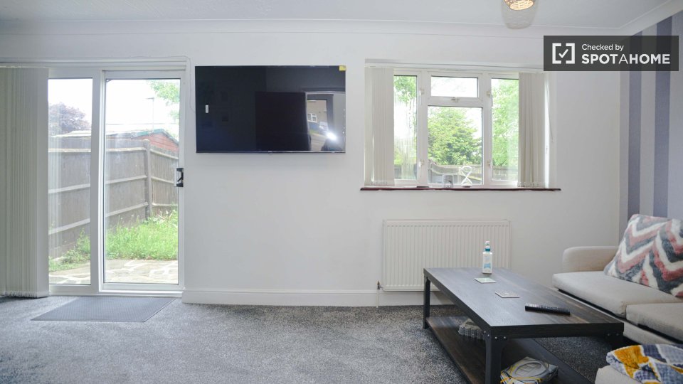 Apartment London, 4 beds — photo 2