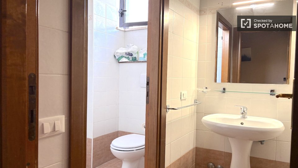 Double room Rome, 33 beds — photo 20