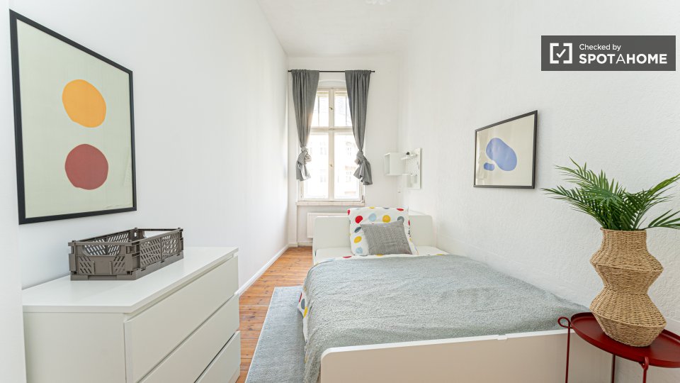 Double room Berlin, 4 beds — photo 8