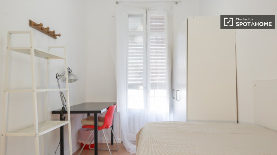 Double room Madrid, 10 beds — photo 16