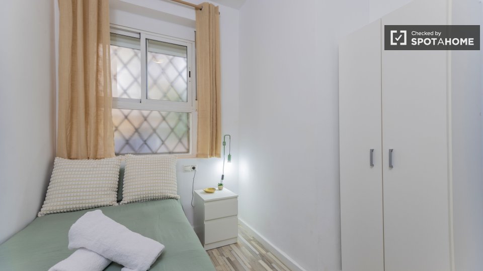 Apartment Valencia, 3 beds, 90m² — photo 48