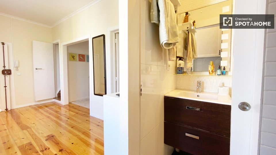 Apartment Lisbon, 1 bed — photo 54