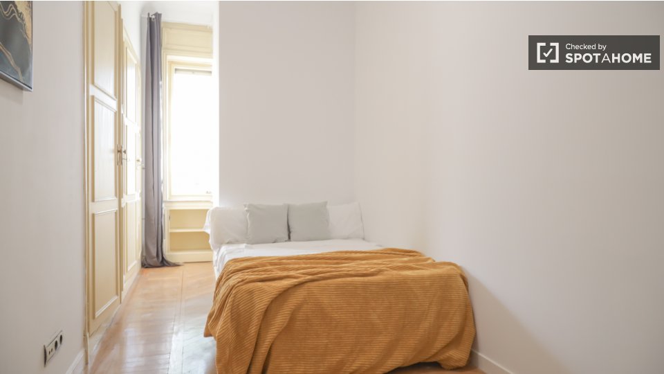 Double room Madrid, 18 beds — photo 2