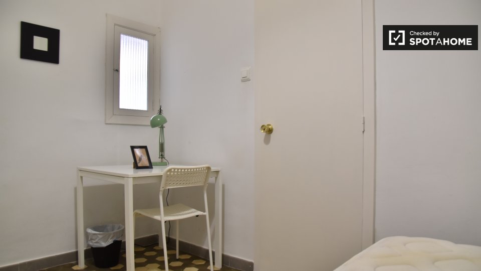 Double room Valencia, 4 beds — photo 4