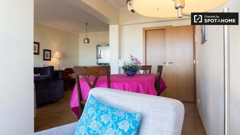 Apartment Lisbon, 3 beds, 130m² — photo 3