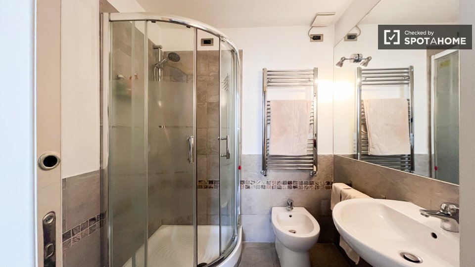 Double room Milan, 6 beds, 250m² — photo 22