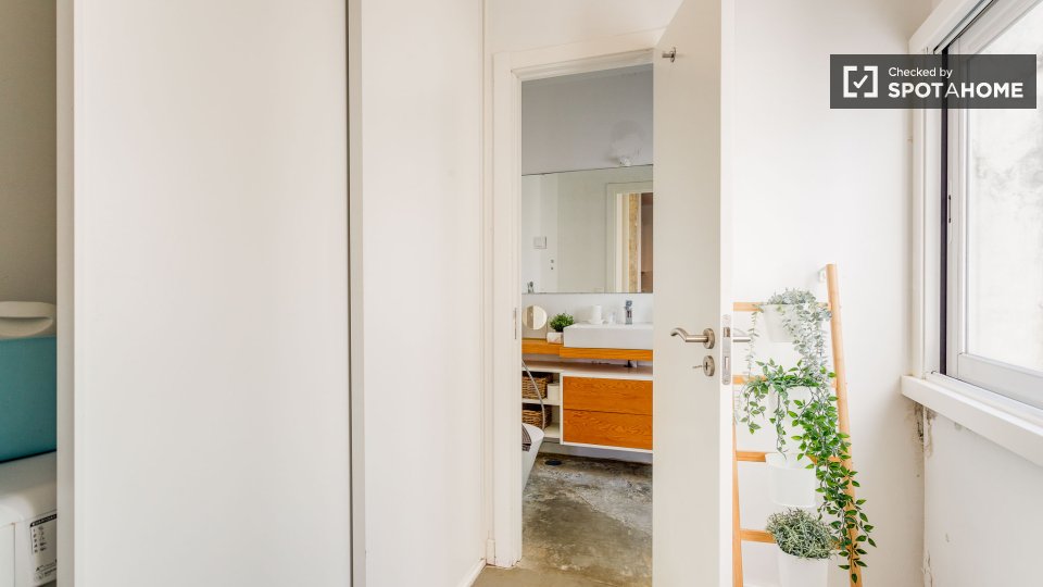 Apartment Lisbon, 2 beds — photo 44