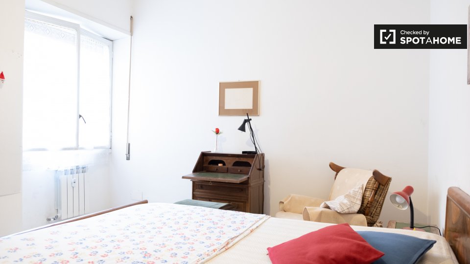 Double room Rome, 5 beds — photo 4