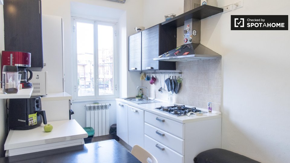Double room Rome, 2 beds, 65m² — photo 10