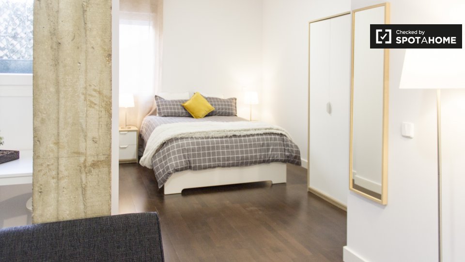 Apartment mono Madrid, 40m² — photo 1