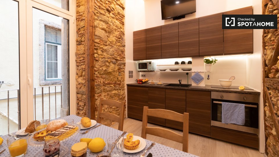 Double room Lisbon, 5 beds, 120m² — photo 6