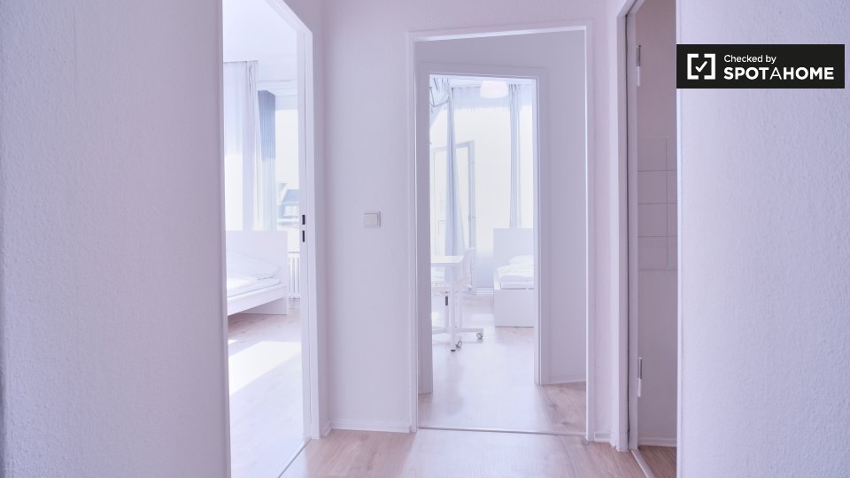 Double room Berlin, 3 beds, 47m² — photo 14