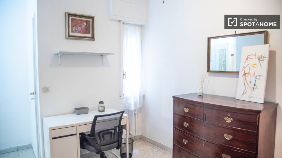 Double room Rome, 2 beds, 120m² — photo 18