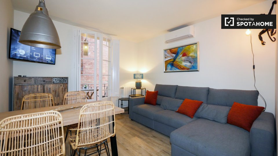 Apartment Barcelona, 1 bed, 40m² — photo 1