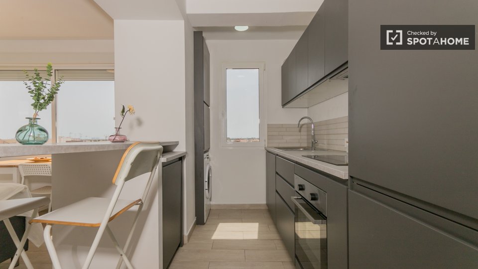 Apartment Valencia, 2 beds, 75m² — photo 10