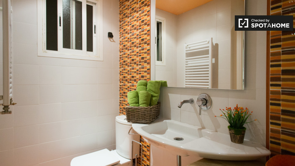 Double room Barcelona, 4 beds, 100m² — photo 11
