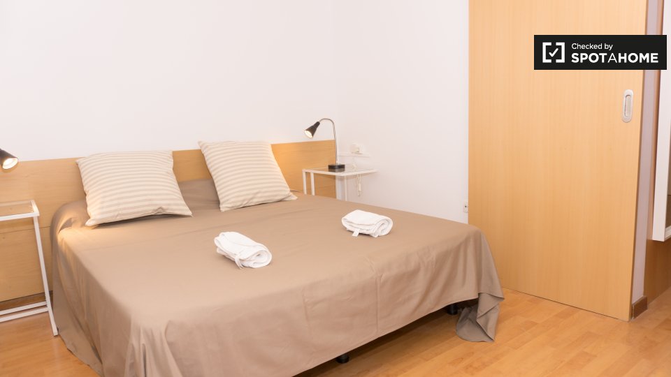 Apartment Barcelona, 1 bed, 40m² — photo 1