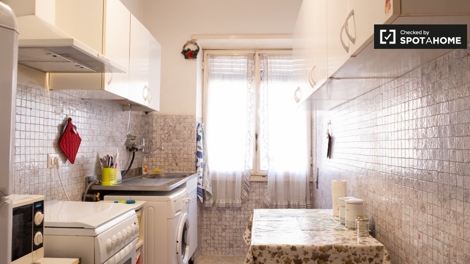 Double room Rome, 5 beds — photo 5