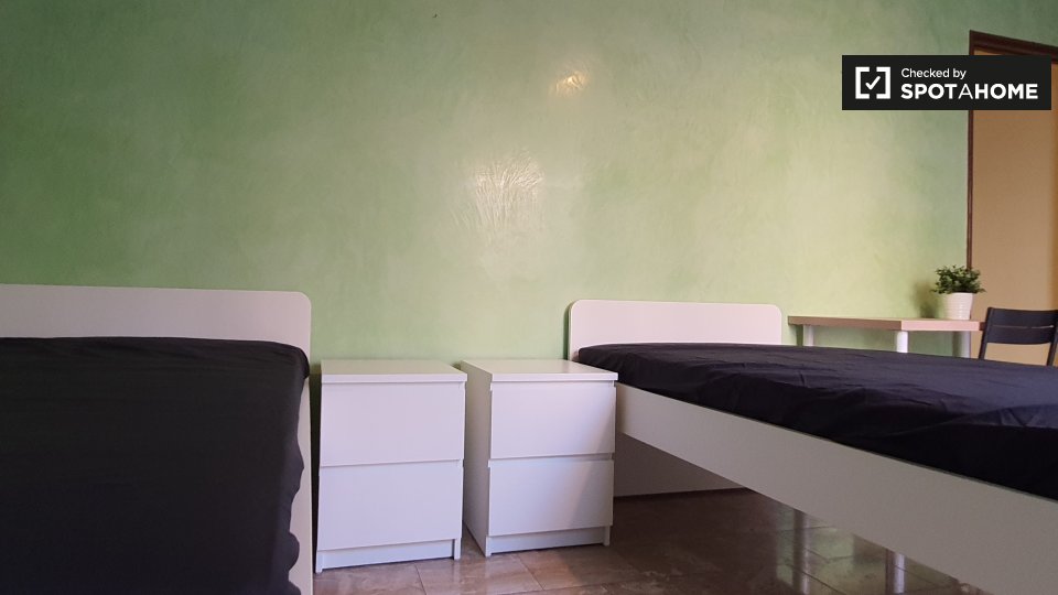 Double room Milan, 3 beds — photo 18