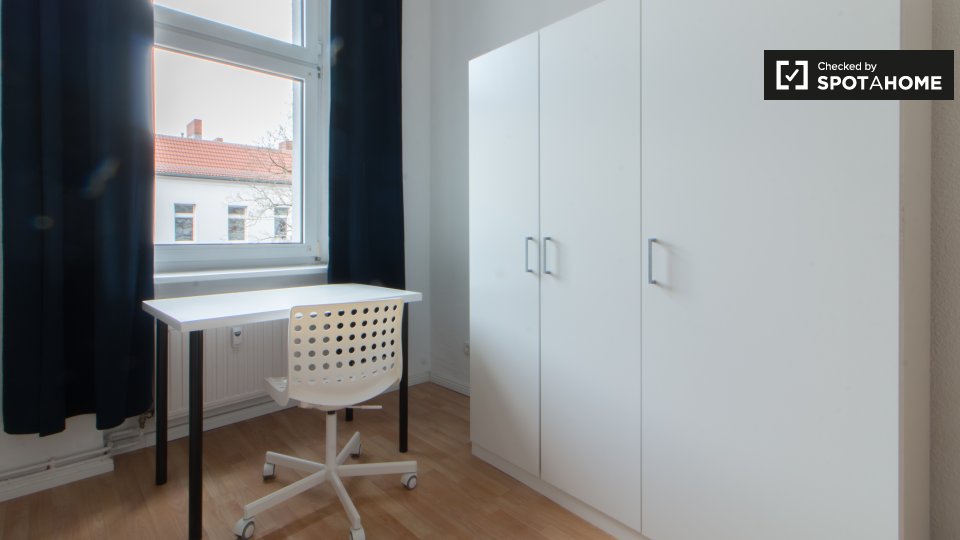 Double room Berlin, 5 beds — photo 4