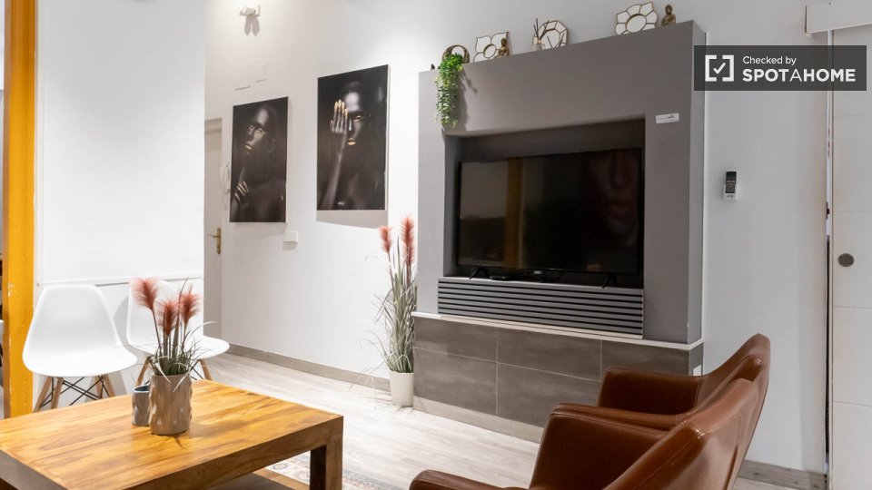 Apartment Madrid, 5 beds, 112m² — photo 32