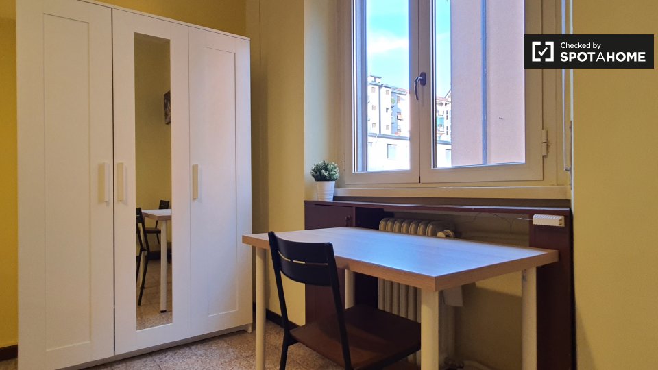 Double room Milan, 3 beds — photo 18