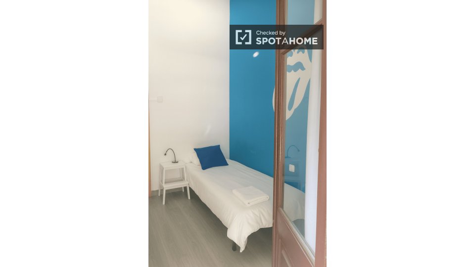 Double room Barcelona, 10 beds, 180m² — photo 45