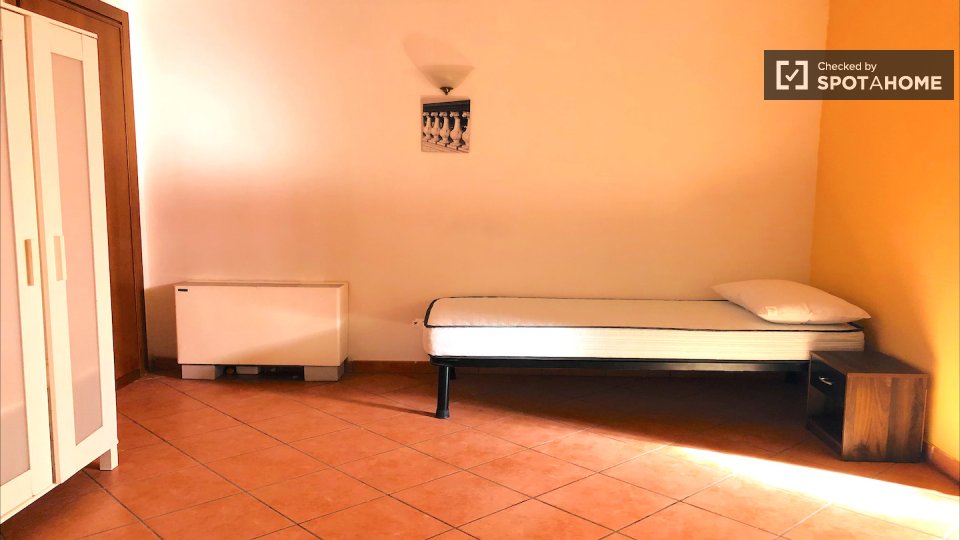Double room Rome, 33 beds — photo 16