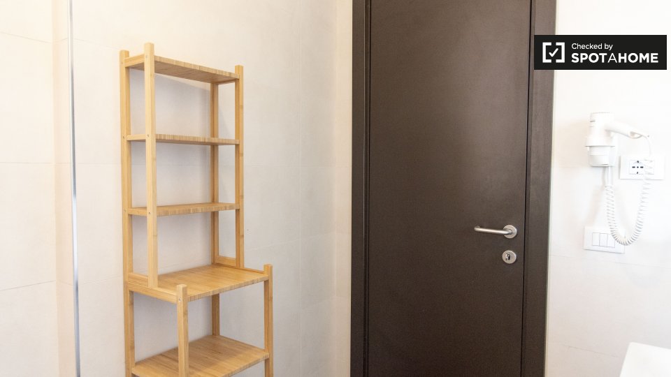 Apartment Rome, 1 bed — photo 11