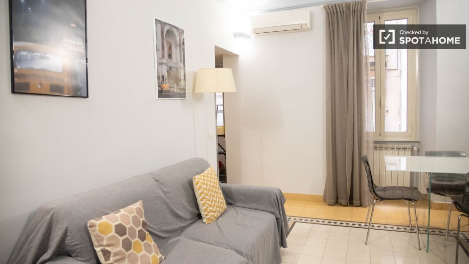 Apartment Rome, 1 bed — photo 26