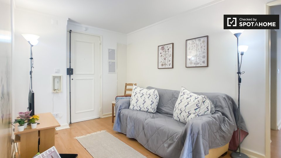Apartment Lisbon, 2 beds — photo 13