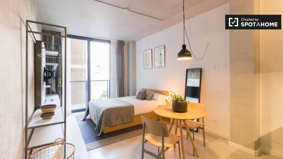 Monolocale arredato in un Co-Living a Barcellona - en Barcelona