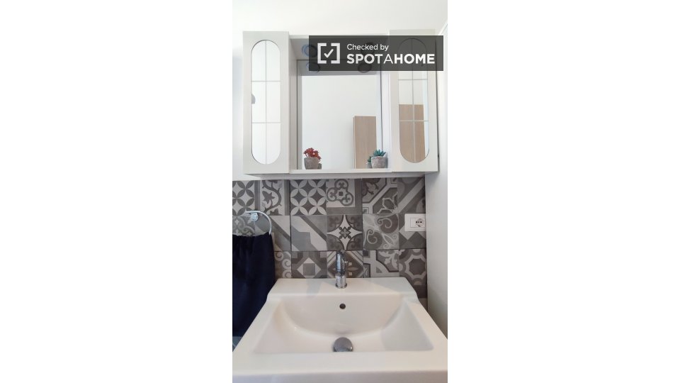 Apartment Milan, 2 beds, 60m² — photo 17