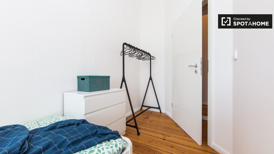 Double room Berlin, 5 beds — photo 3