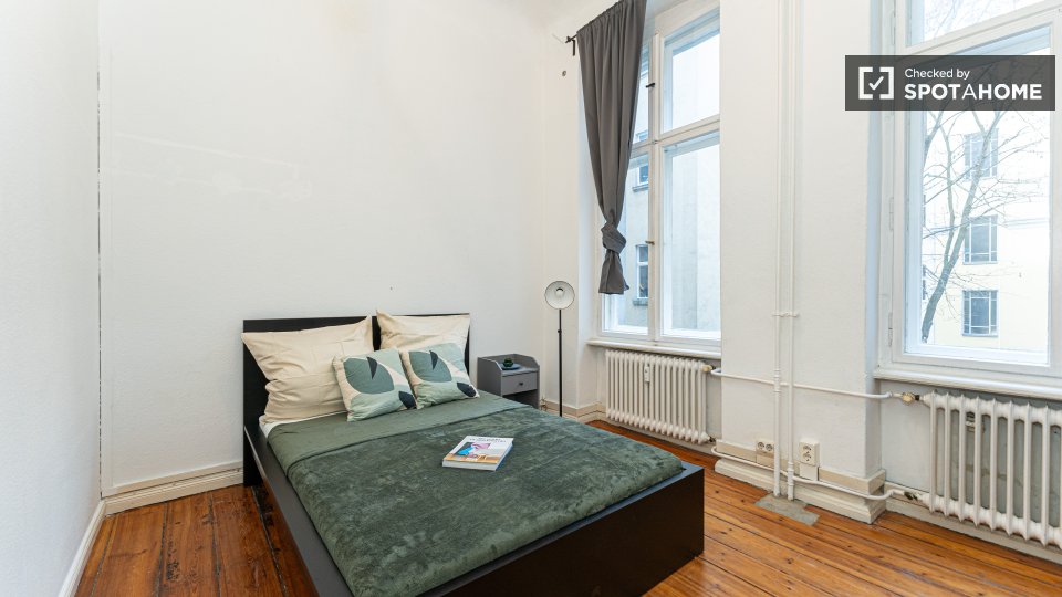 Double room Berlin, 7 beds, 146m² — photo 23