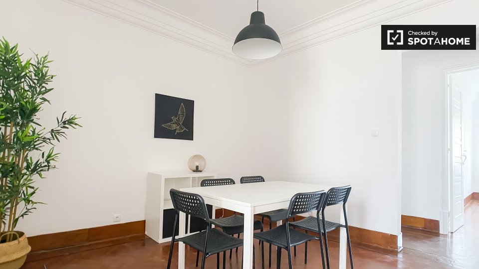 Apartment Lisbon, 5 beds — photo 3