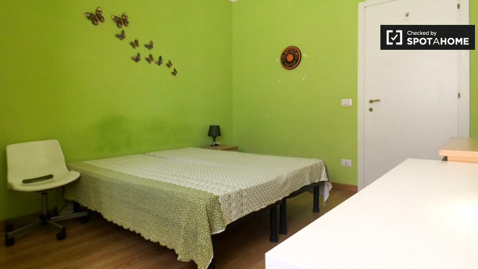Double room Rome, 4 beds, 110m² — photo 3