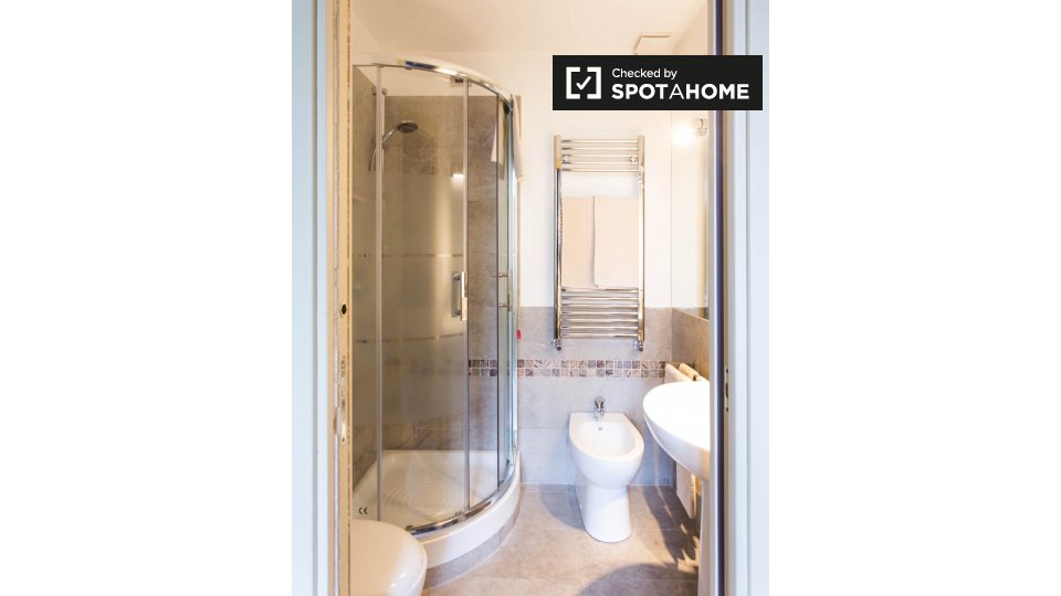 Double room Milan, 6 beds, 250m² — photo 6