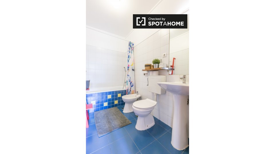 Apartment Lisbon, 1 bed, 55m² — photo 17