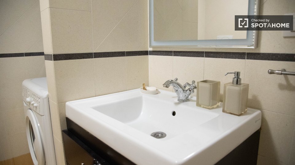 Apartment Rome, 1 bed — photo 14