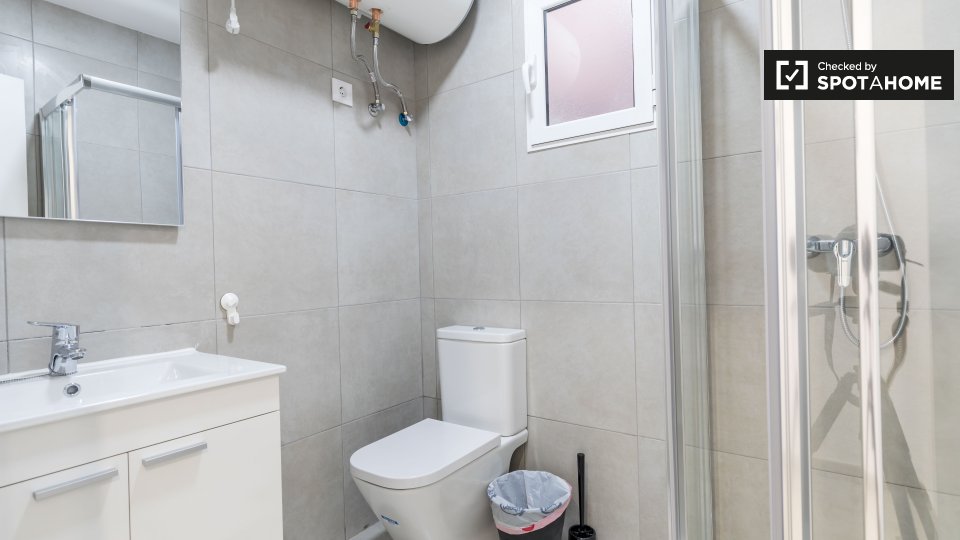Double room Valencia, 4 beds, 100m² — photo 9