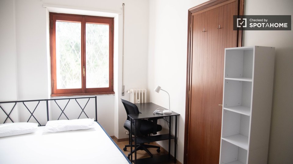 Double room Rome, 4 beds — photo 10