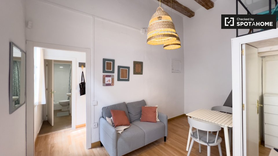Apartment Barcelona, 1 bed, 36m² — photo 5