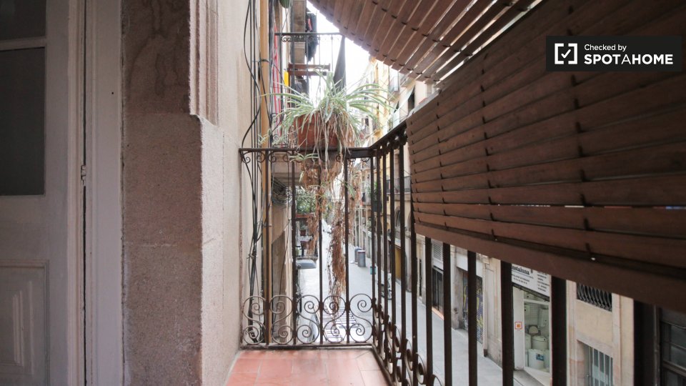 Double room Barcelona, 6 beds — photo 4