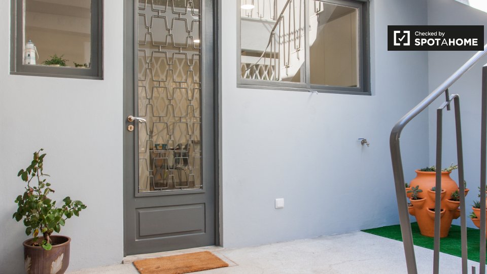 Double room Porto, 5 beds, 300m² — photo 18