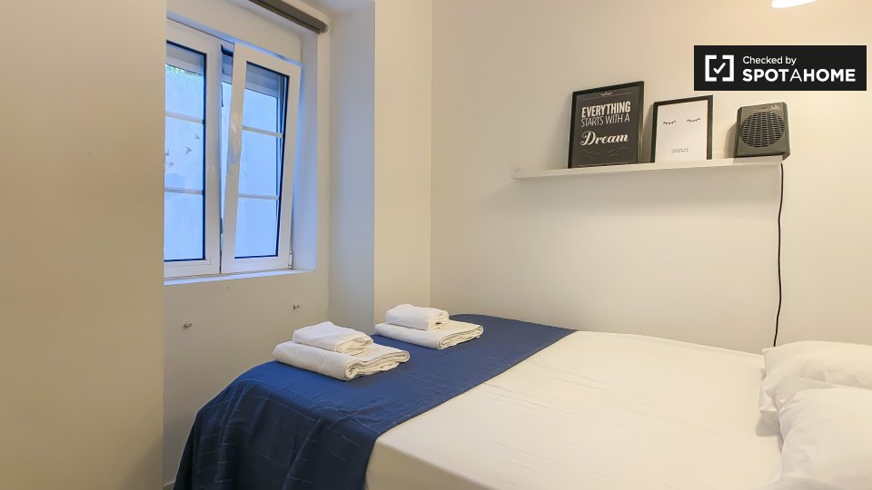 Apartment Lisbon, 2 beds — photo 17