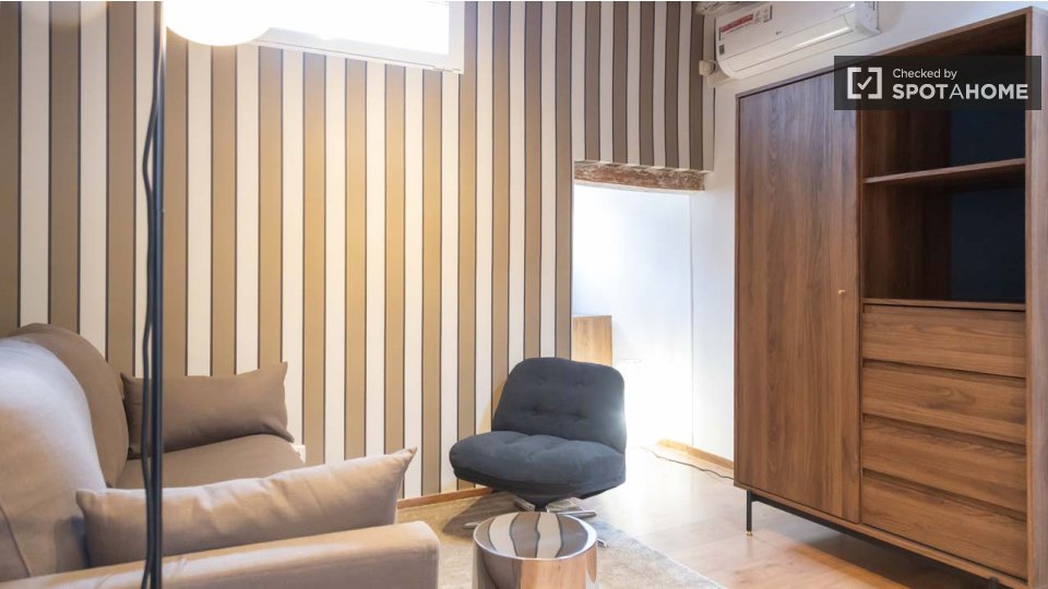 Apartment Madrid, 1 bed — photo 11