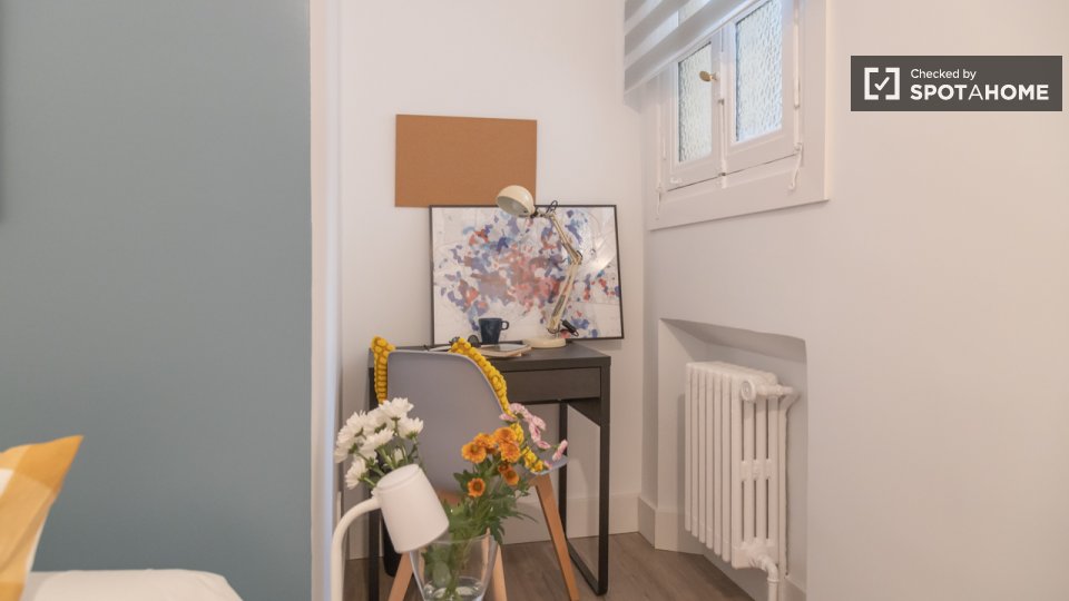 Double room Madrid, 10 beds — photo 8