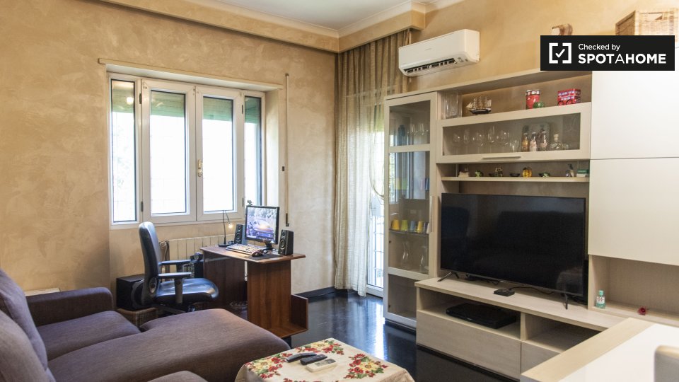 Double room Rome, 2 beds, 88m² — photo 11